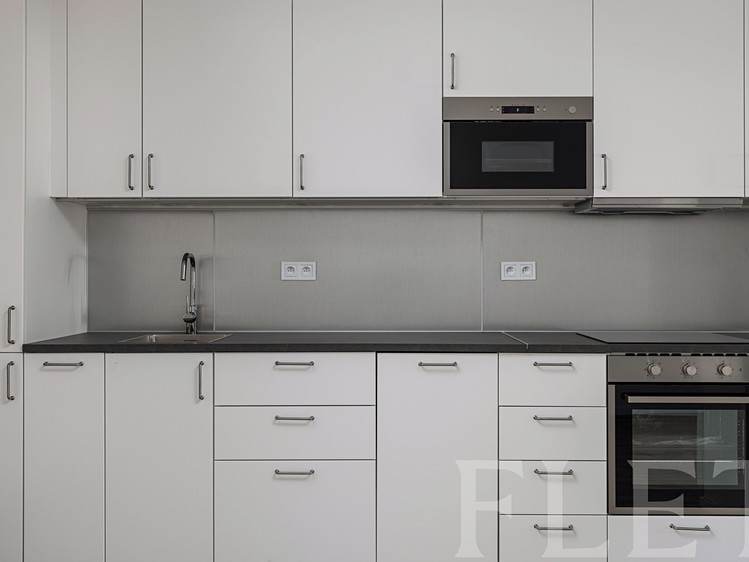 Pronájem bytu 1+kk 38 m² - foto 5