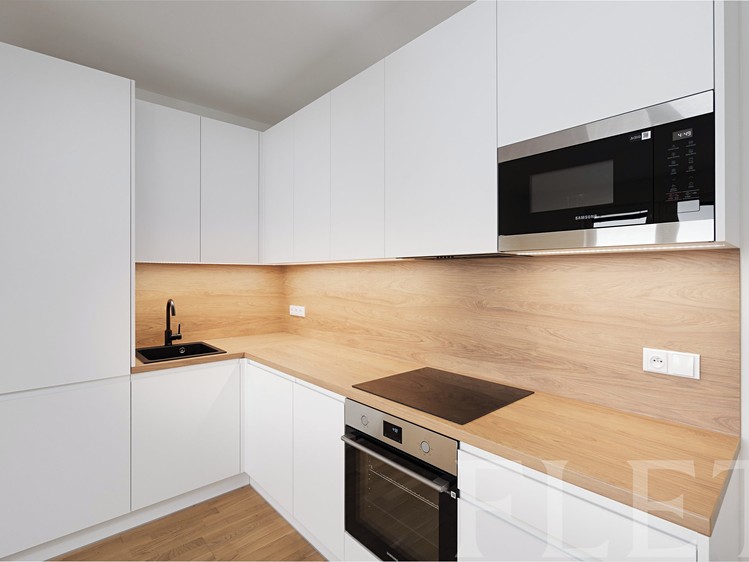 Pronájem bytu 2+kk 51 m² - foto 5