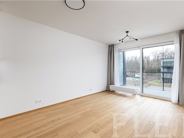 Pronájem bytu 2+kk 55 m² - foto 2