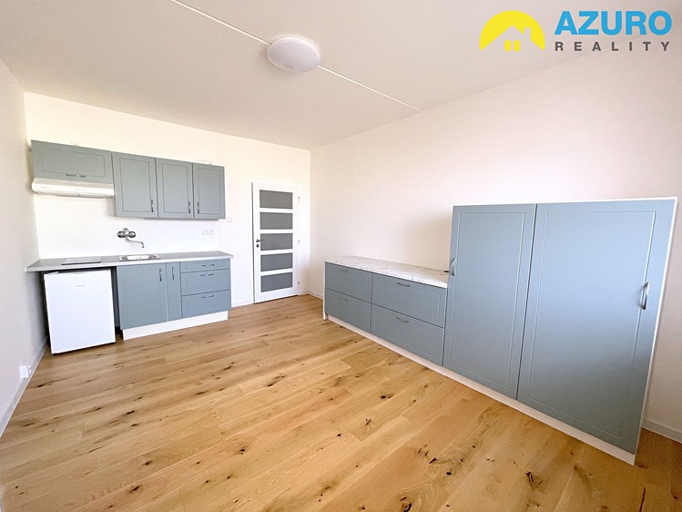 Pronájem bytu 1+kk 25 m² - foto 1