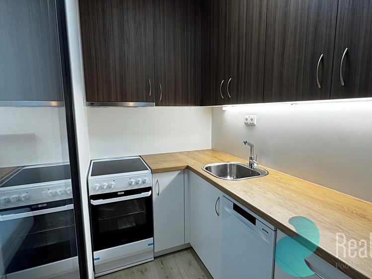 Pronájem bytu 2+kk 40 m² - foto 5