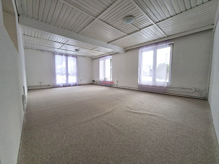 Pronájem bytu 2+1 85 m² - foto 3