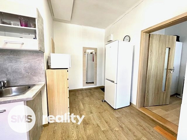 Pronájem bytu 2+kk 32 m² - foto 3