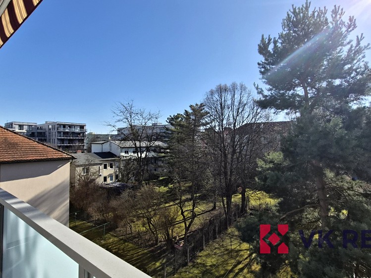 Pronájem bytu 3+kk 86 m² - foto 2
