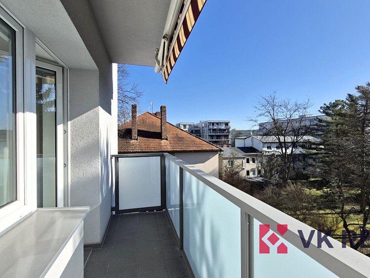 Pronájem bytu 3+kk 86 m² - foto 3