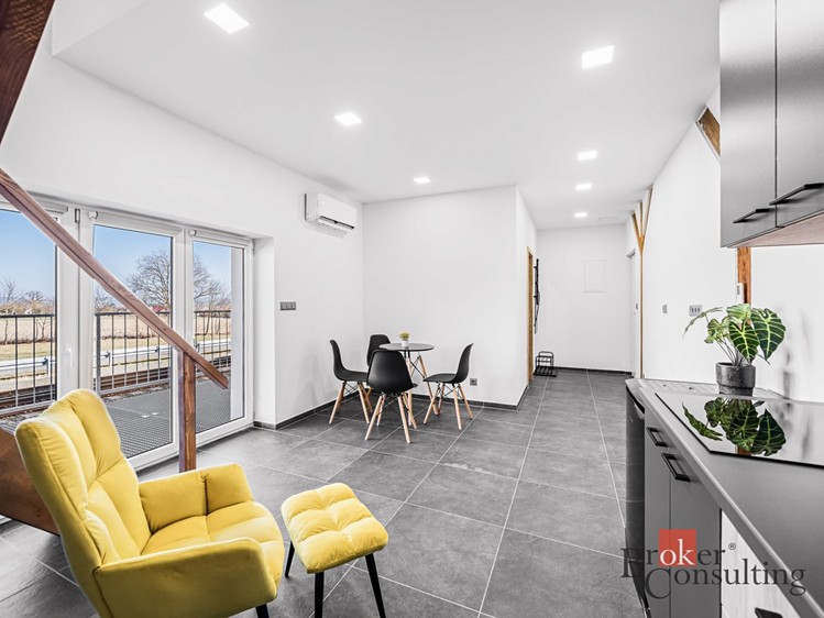 Pronájem bytu 1+1 42 m² - foto 2