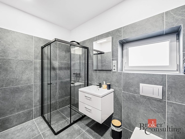 Pronájem bytu 1+1 42 m² - foto 3