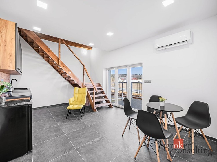 Pronájem bytu 1+1 42 m² - foto 4