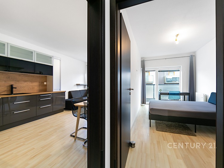 Pronájem bytu 2+kk 60 m² - foto 2