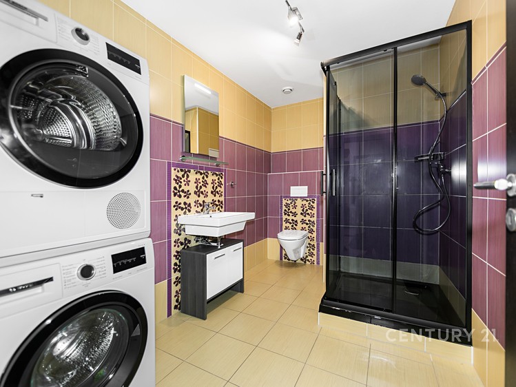 Pronájem bytu 2+kk 60 m² - foto 4