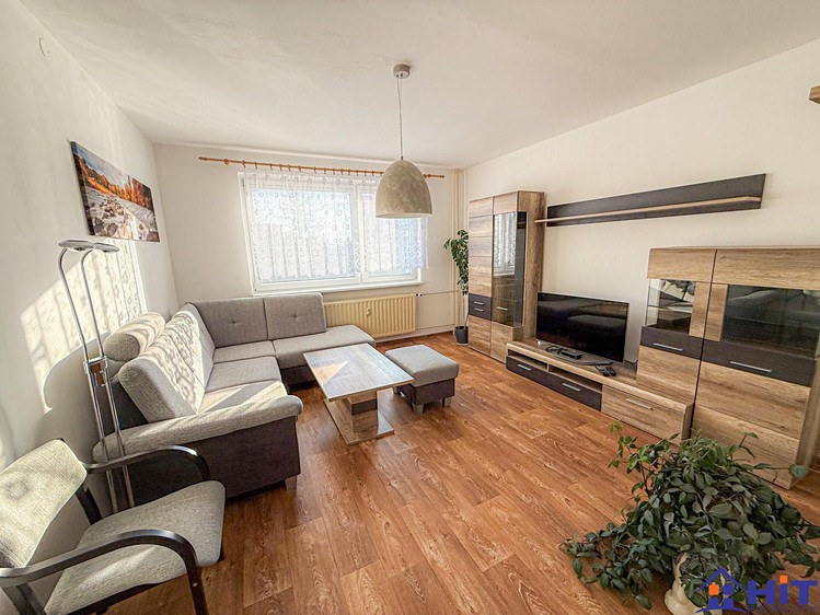 Pronájem bytu 2+1 56 m² - foto 2