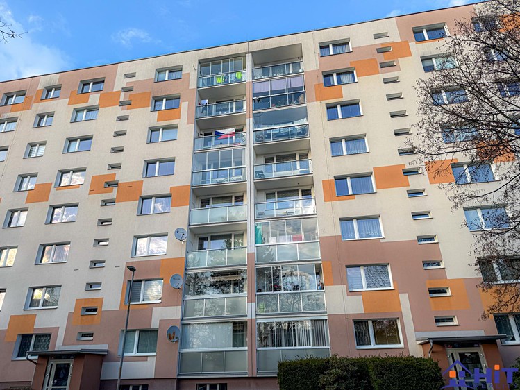Pronájem bytu 2+1 56 m² - foto 1