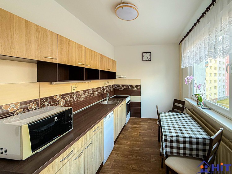 Pronájem bytu 2+1 56 m² - foto 8