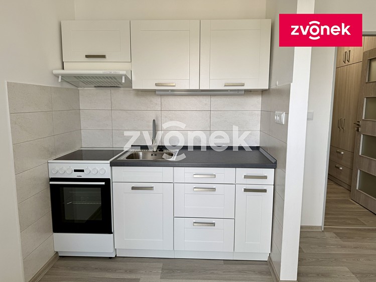 Pronájem bytu 1+kk 32 m² - foto 6