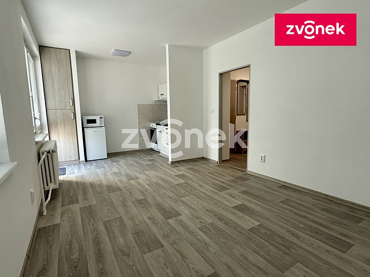 Pronájem bytu 1+kk 32 m² - foto 5