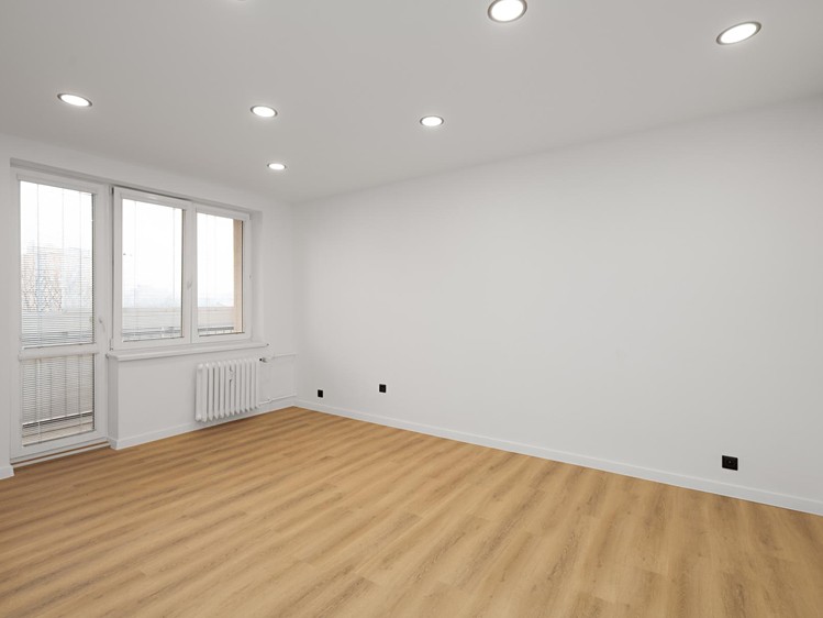 Pronájem bytu 2+1 49 m² - foto 3