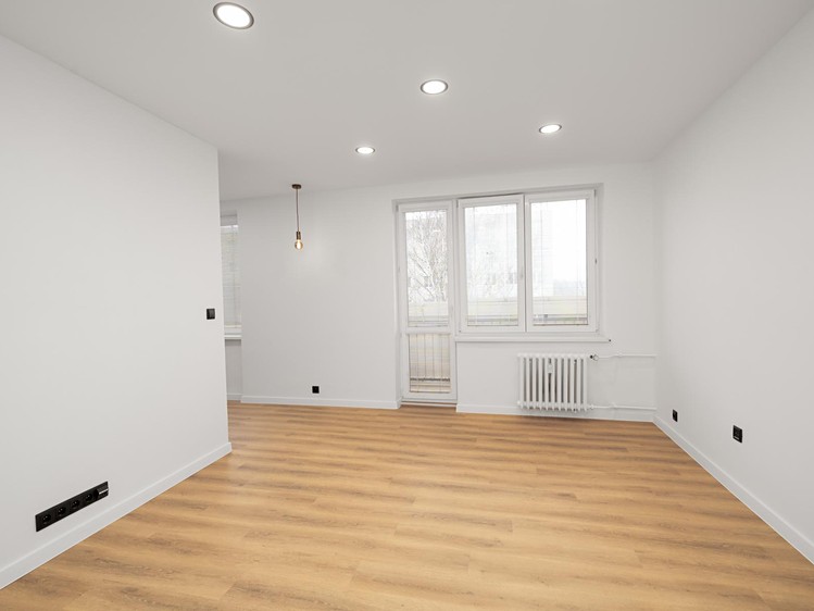 Pronájem bytu 2+1 49 m² - foto 6