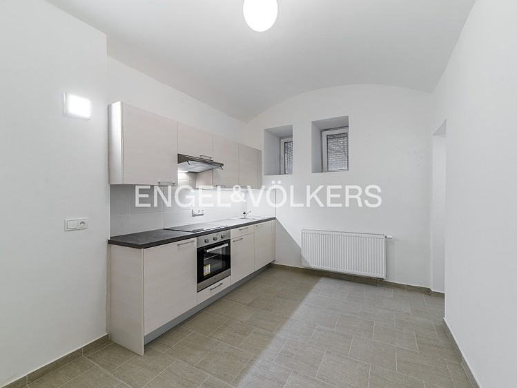 Pronájem bytu 2+1 58 m² - foto 3