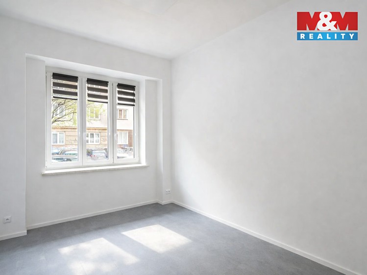 Pronájem bytu 2+kk 48 m² - foto 3