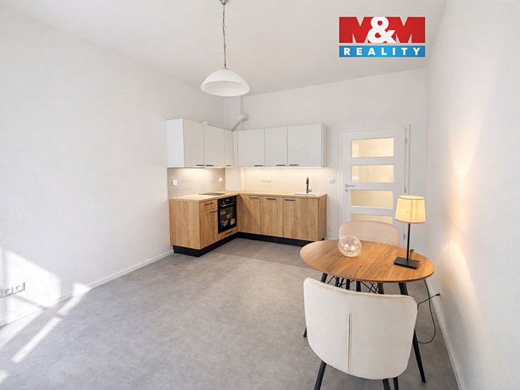 Pronájem bytu 2+kk 48 m² - foto 1