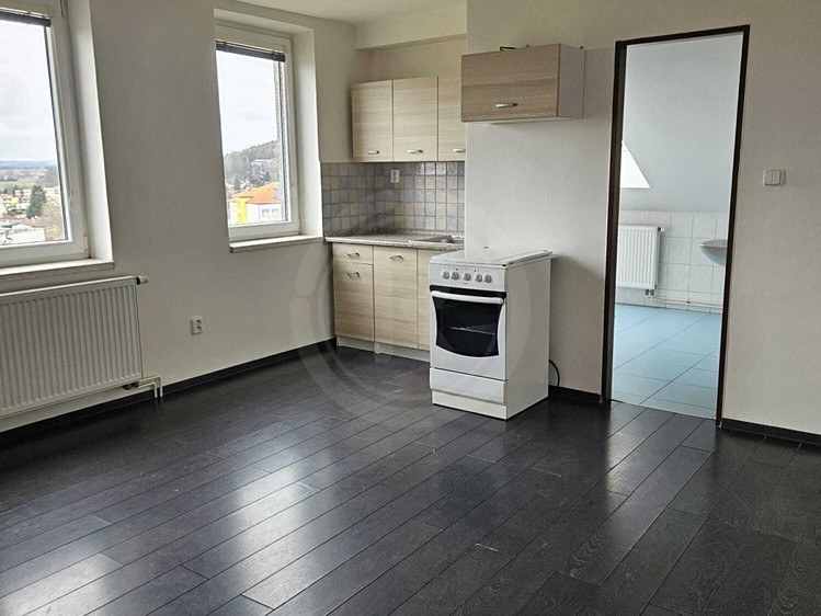 Pronájem bytu 1+kk 29 m² - foto 2
