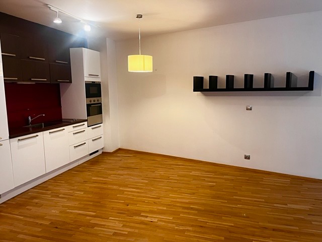 Pronájem bytu 1+kk 50 m² - foto 2