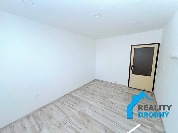 Pronájem bytu 2+kk 42 m² - foto 6