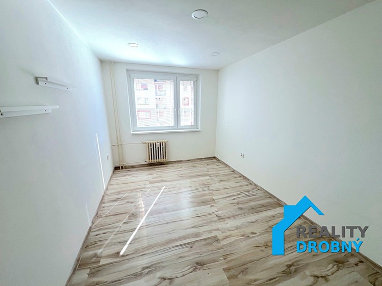 Pronájem bytu 2+kk 42 m² - foto 5