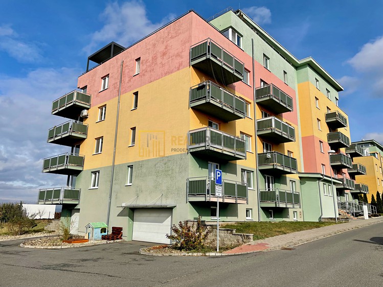 Pronájem bytu 2+kk 55 m² - foto 1