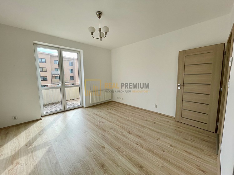 Pronájem bytu 2+kk 55 m² - foto 5
