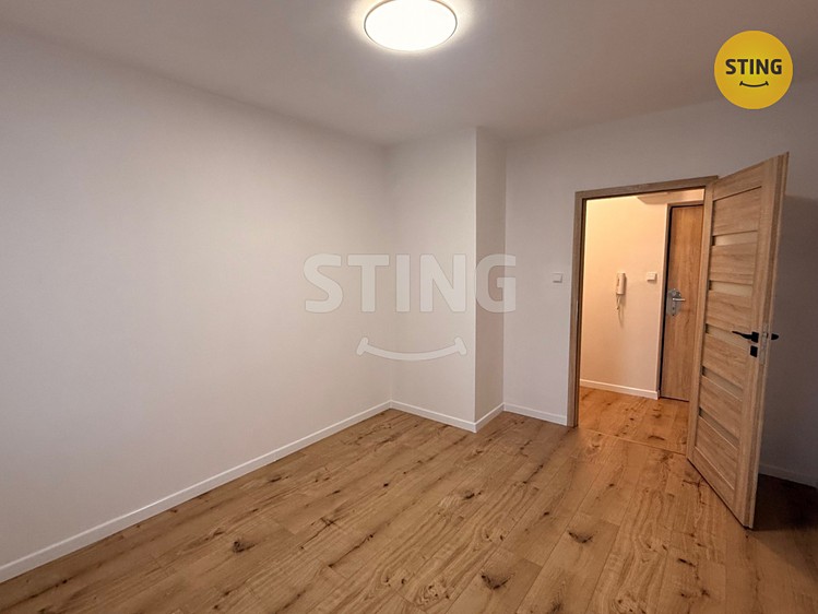 Pronájem bytu 2+1 50 m² - foto 5