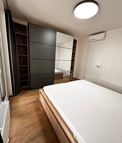 Pronájem bytu 3+kk 90 m² - foto 6