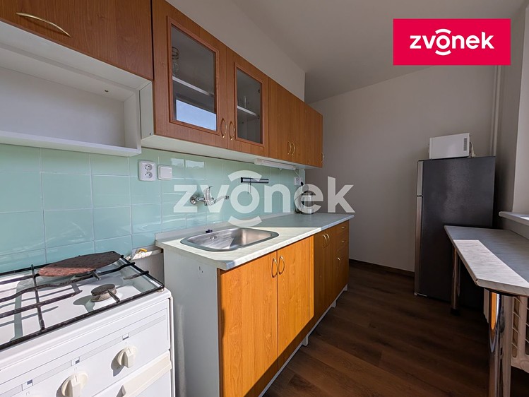 Pronájem bytu 1+1 35 m² - foto 4