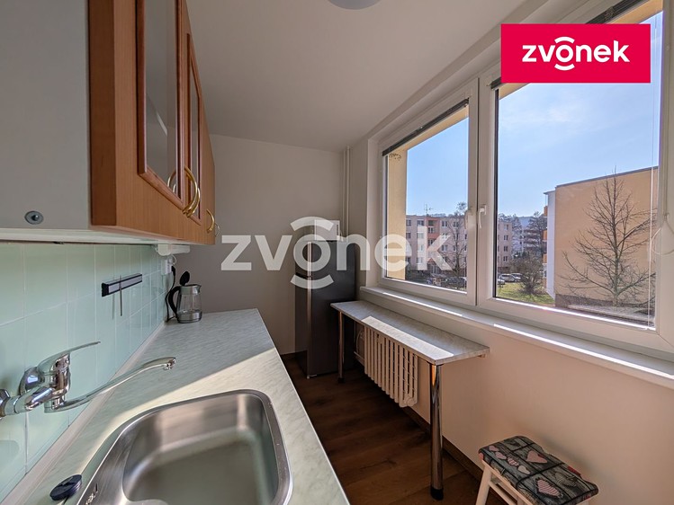 Pronájem bytu 1+1 35 m² - foto 1