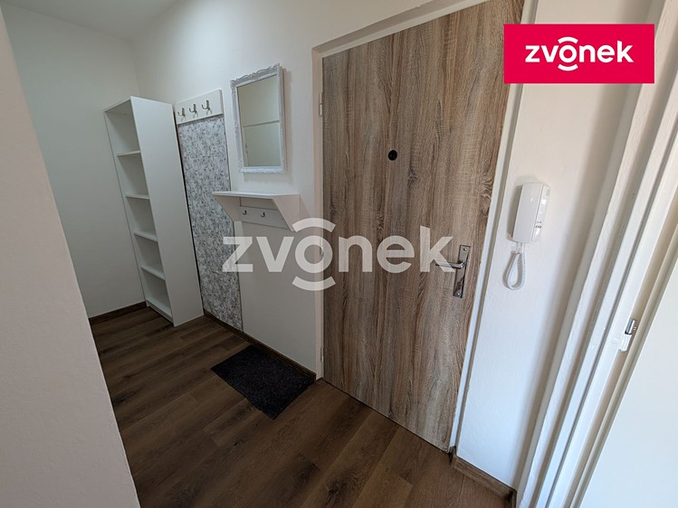 Pronájem bytu 1+1 35 m² - foto 7