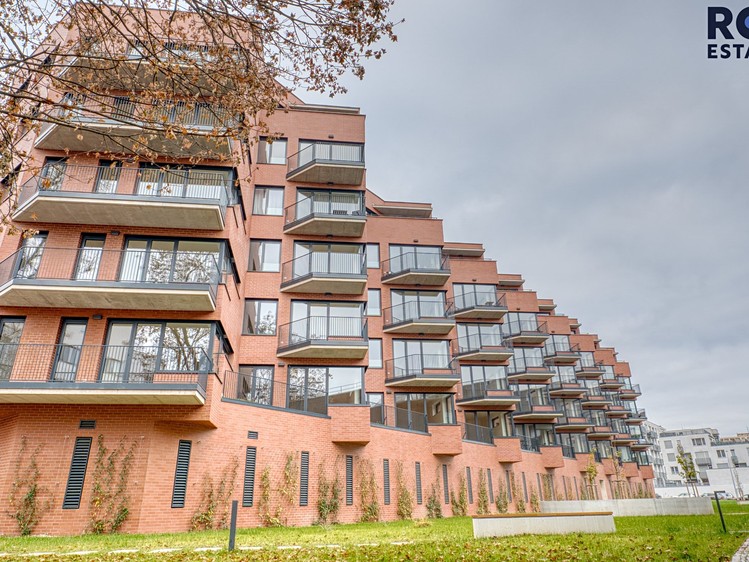Pronájem bytu 3+kk 74 m² - foto 6