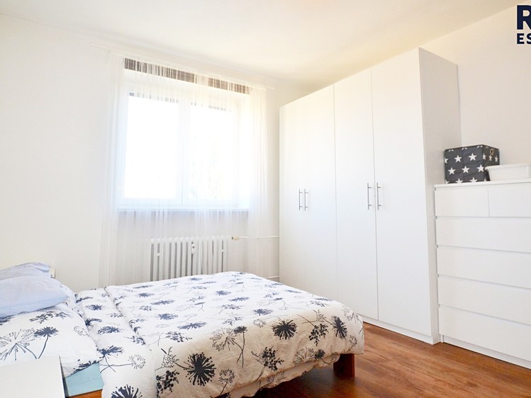 Pronájem bytu 2+1 66 m² - foto 1