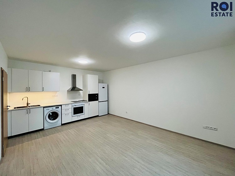 Pronájem bytu 1+kk 35 m² - foto 3