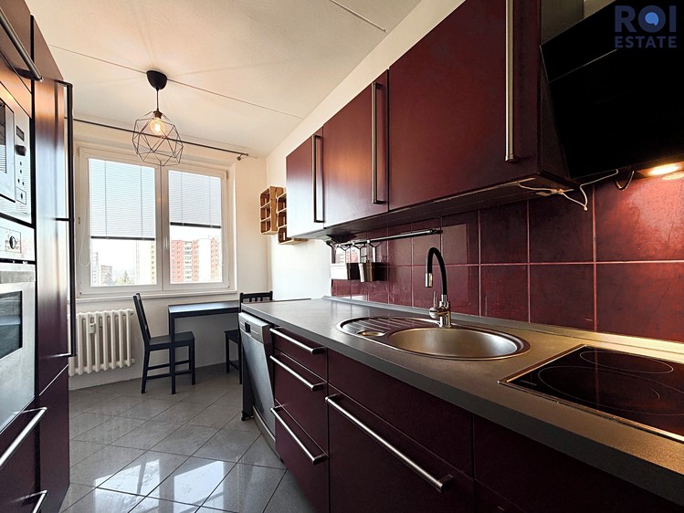 Pronájem bytu 4+1 76 m² - foto 5