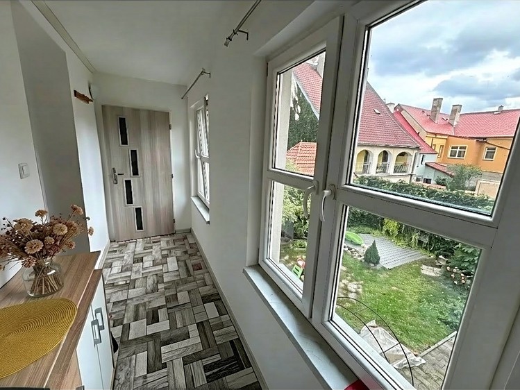 Pronájem bytu 2+1 95 m² (Jednopodlažní) - foto 4