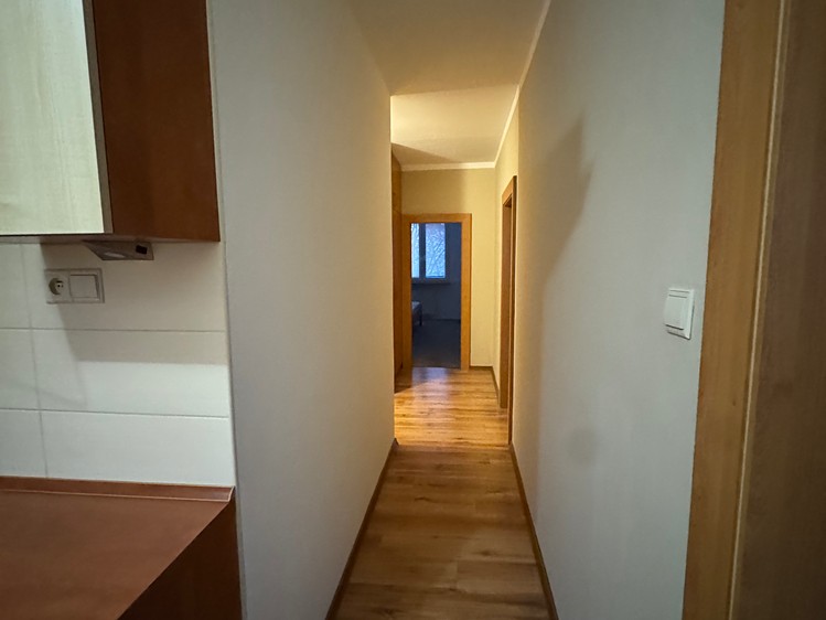 Pronájem bytu 2+1 61 m² - foto 7