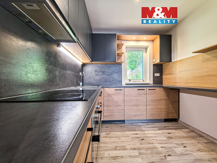 Pronájem bytu 3+kk 64 m² - foto 1