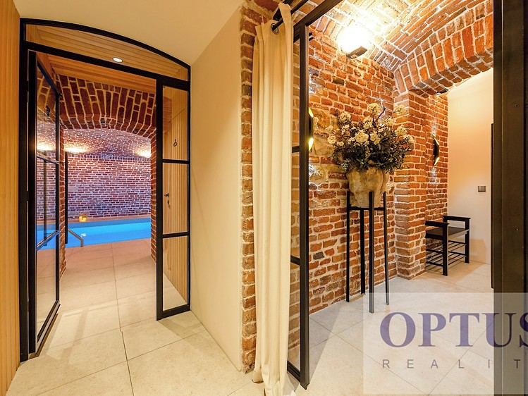 Pronájem bytu 5+kk 172 m² (Jednopodlažní) - foto 4