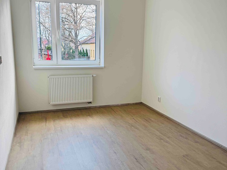 Pronájem bytu 3+kk 63 m² (Jednopodlažní) - foto 8