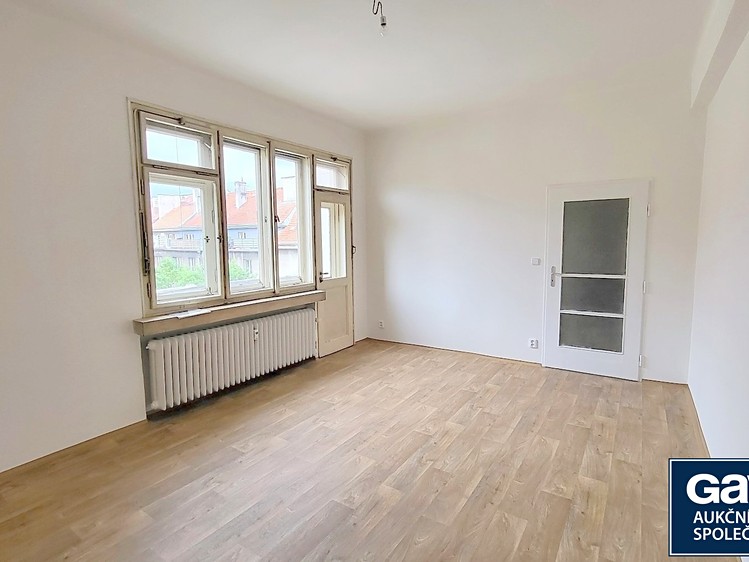 Pronájem bytu 2+1 59 m² - foto 2