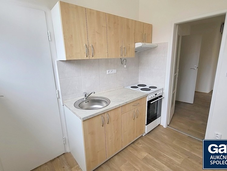 Pronájem bytu 2+1 59 m² - foto 5