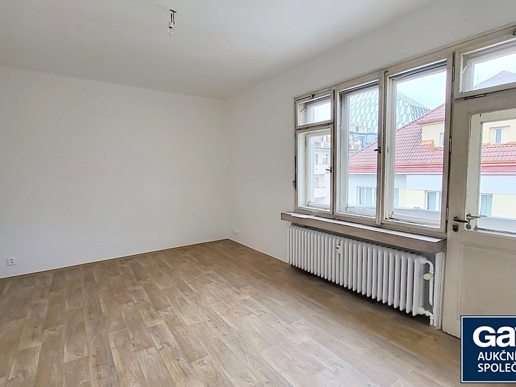 Pronájem bytu 2+1 59 m² - foto 8