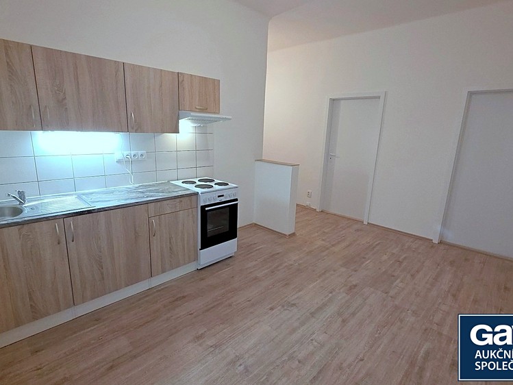 Pronájem bytu 2+kk 55 m² - foto 2