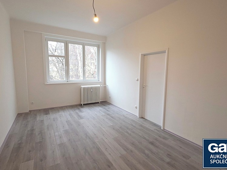 Pronájem bytu 1+1 42 m² - foto 3