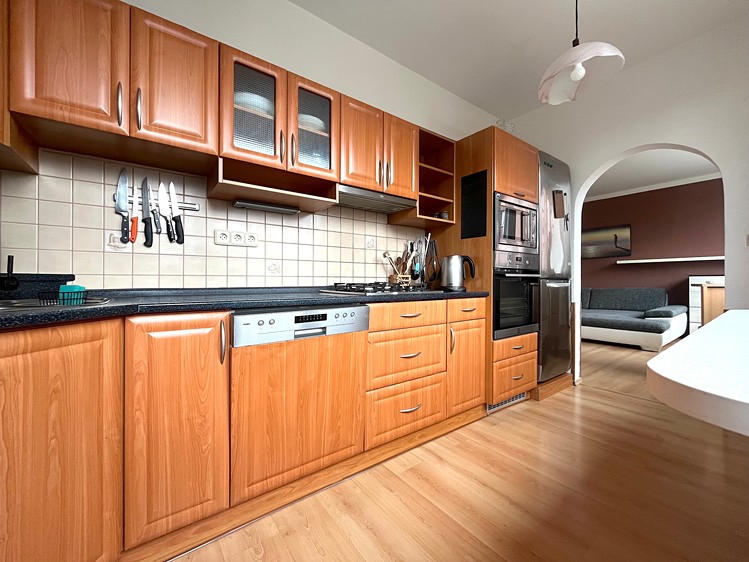 Pronájem bytu 3+1 68 m² - foto 3
